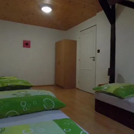 Ferenčíková Affittacamere 2*